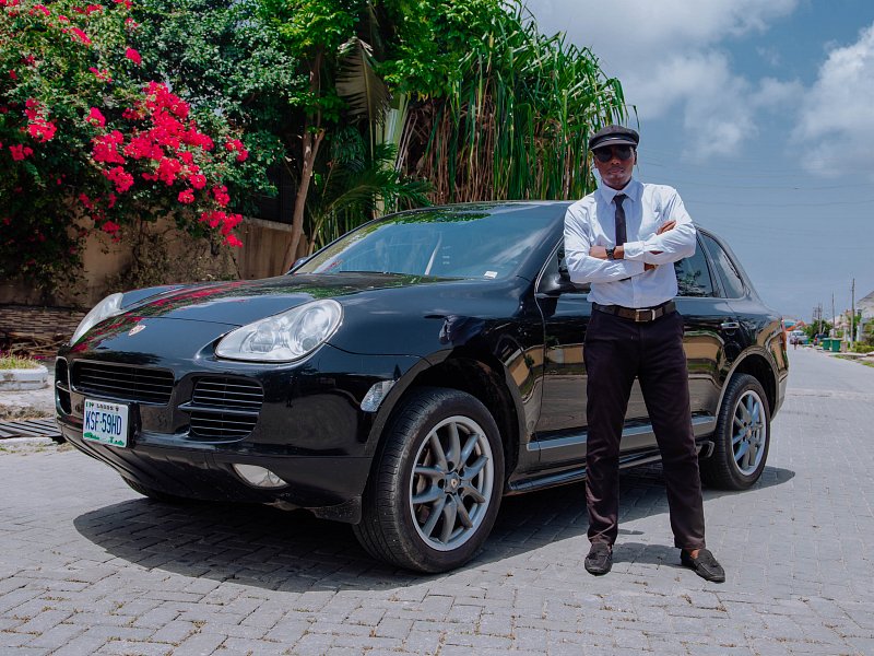 corporate chauffeur service Lagos executive car hire business travel TheLuxAuto